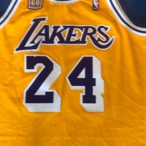 I’m selling a size 44L authentic Kobe Bryant jersey